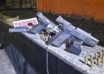 Resende – Jovem de 20 anos suspeito de tráfico de drogas é preso no bairro Alegria Velha