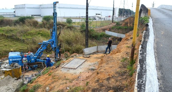 Resende inicia obras de duplicação do viaduto no bairro Fazenda da Barra III