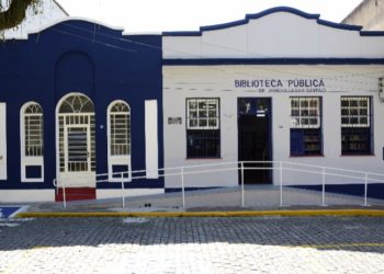População de Resende agora pode consultar acervo da biblioteca pública