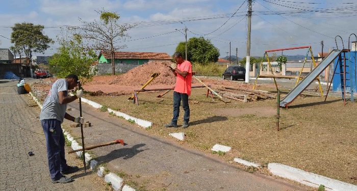 Programa revitaliza Resende chega a praça da praça São Geraldo
