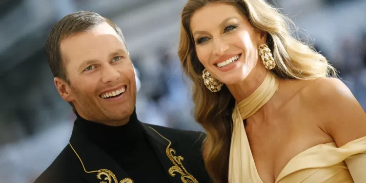 GISELE BÜNDCHEN E TOM BRADY SE DIVORCIAM OFICIALMENTE