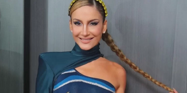 CLAUDIA LEITTE É CONVIDADA A SE RETIRAR DE FESTIVAL