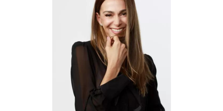 Mônica Martelli em mais uma temporada de sucesso com a peça “Minha Vida em Marte”
