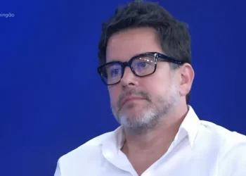 Climão? Murilo Benício revê duas ex-mulheres no ‘Domingão ‘