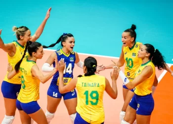 Brasil pega Holanda e tenta dar novo passo rumo às quartas do Mundial