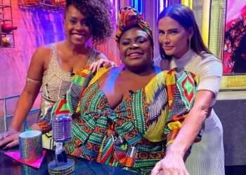 Sexóloga da Jojo Todynho na TV: ‘Famosos mandam dúvidas por WhatsApp’