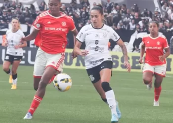 O futebol feminino hoje já uma realidade: Recorde de público e premiação 5x maior