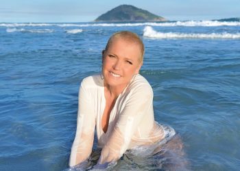 EMPRESÁRIO É OBRIGADO A RETIRAR BOIAS DA ILHA DE XUXA, E VAI PAGAR MULTA DE 10 MIL