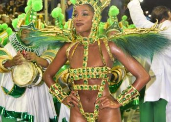 Iza não é mais rainha de bateria da Imperatriz Leopoldinense!