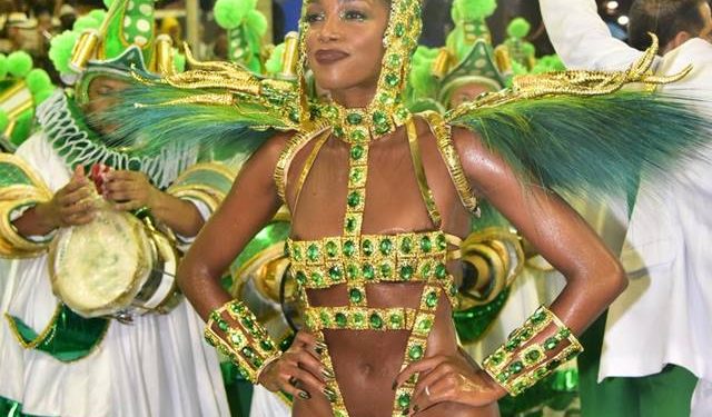 Iza não é mais rainha de bateria da Imperatriz Leopoldinense!