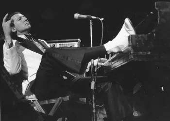 JERRY LEE LEWIS, LENDA DO ROCK, MORRE AOS 87 ANOS