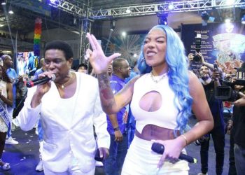 LUDMILLA É ANUNCIADA COMO NOVA VOZ DA BEIJA-FLOR