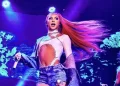 ”No chão’: Pabllo Vittar leva tombo durante show em Manaus”