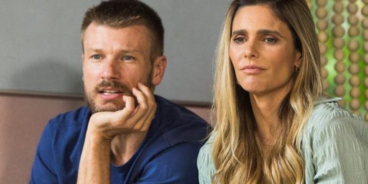 FERNANDA LIMA DIZ QUE VOLTOU PARA CAMA DE CASAL APÓS 3 ANOS