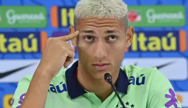 RICHARLISON REBATE ATAQUE DE ALEMÃES A NEYMAR