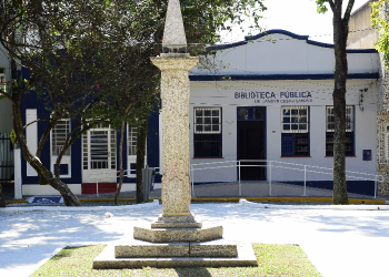PREFEITURA DE RESENDE HOMENAGEIA CLAUDIONOR ROSA COM ESTÁTUA