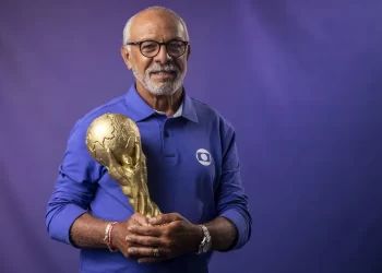 JUNIOR SAMBA NA COPA DO MUNDO MAIS UMA VEZ