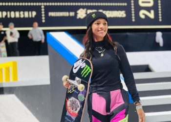 RAYSSA LEAL É CAMPEÃ DO MUNDO NA STREET LEAGUE DE SKATE NO RIO.