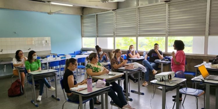 QUATIS PROMOVE CURSO DE CAPACITAÇÃO DE TESTES RÁPIDOS PARA DOENÇAS SEXUALMENTE TRANSMISSÍVEIS
