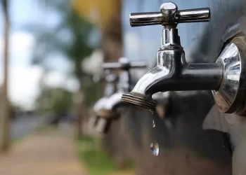 FALTA DE ÁGUA ATINGIRÁ 53 BAIRROS EM RESENDE NESTE DOMINGO