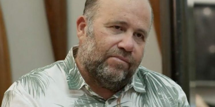 OTÁVIO MÜLLER: MAIS UM DESEMPREGADO NA