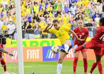 BRASIL VENCE CANADÁ NA DESPEDIDA DA TEMPORADA