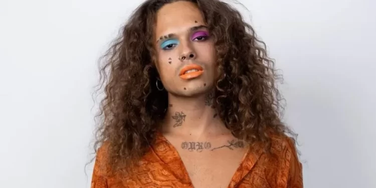 VITÃO: ‘NÃO SOU GAY OU HÉTERO, SOU TUDO’