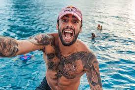 PEDRO SCOOBY TEVE POLUÇÃO NOTURNA POR FALTA DE SEXO NO BBB