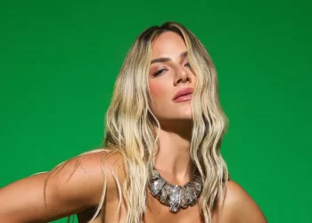 GIOVANNA EWBANK: A LEOA, A MULHER E POR ÚLTIMA A ARTISTA
