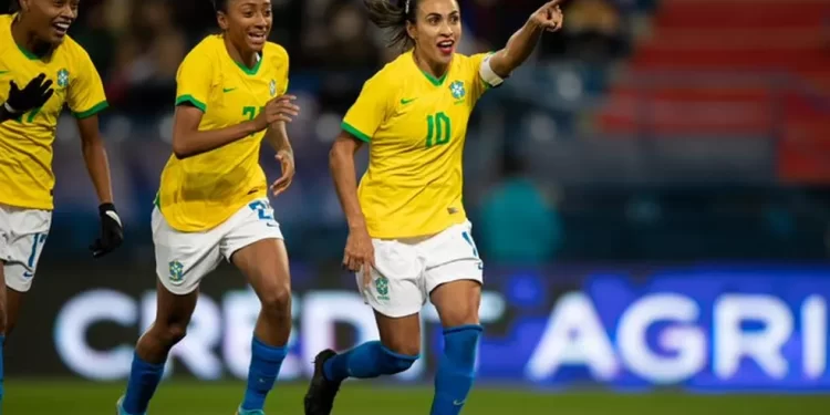 MARTA POR MAIS DOIS ANOS NO ORLANDO PRIDE