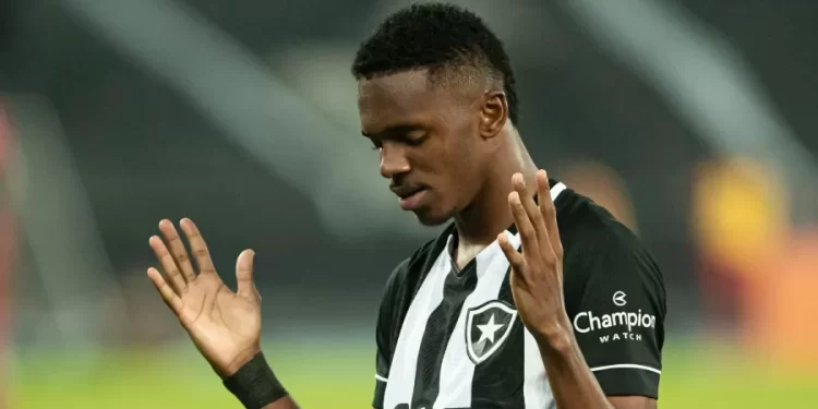 JEFFINHO VALORIZADO NO FOGÃO CHAMA ATENÇÃO DO SHAKHTAR DONETSK