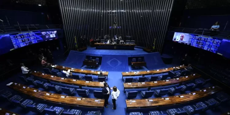 SENADO APROVA PEC DA TRANSIÇÃO EM 1º TURNO