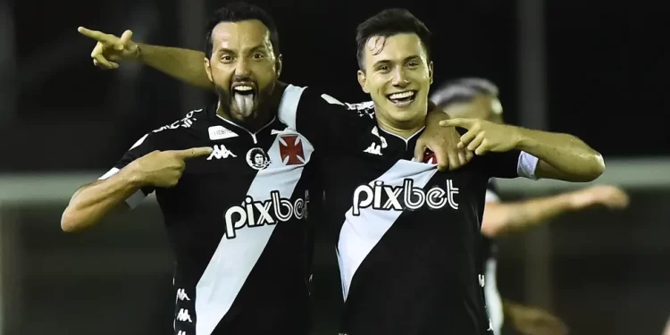 VASCO EM FASE DE FORMAÇÃO CRIA SUA IDENTIDADE