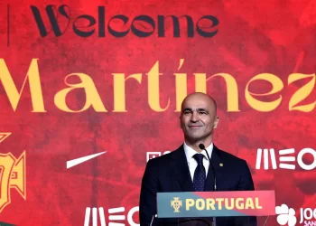 ROBERTO MARTÍNEZ É O NOVO TÉCNICO DE PORTUGAL