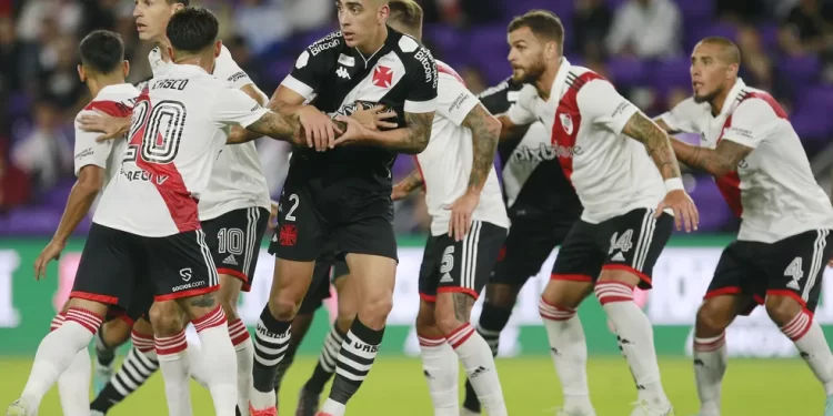 OS PRIMEIROS MINUTOS CAUSAM BOA IMPRENSÃO MAS VASCO PERDE