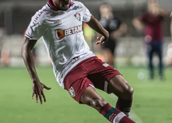 KENO PEDE PASSAGEM