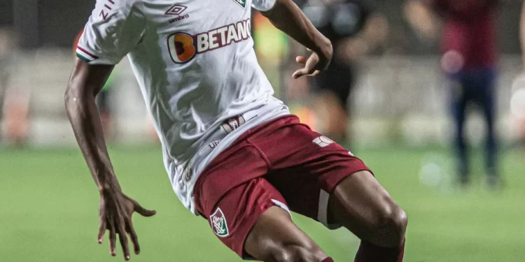 KENO PEDE PASSAGEM