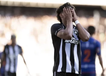 TIME B DO BOTAFOGO DECEPCIONA EM PRIMEIRO GRANDE TESTE
