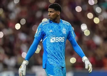 FLAMENGO BATE O MARTELO E HUGO SOUZA VAI PARA O JAPÃO