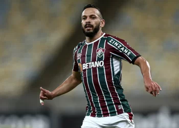 FLU VENDE BEM YAGO E VAI RECEBER R$ 4,8 MILHÕES PORÉM PERDE O 3º JOGADOR MAIS USADO DO ELENCO ATUAL