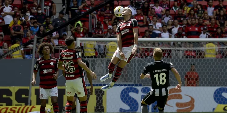 O CLÁSSICO FLAMENGO X BOTAFOGO SE TORNOU UM DUELO PORTUGUÊS