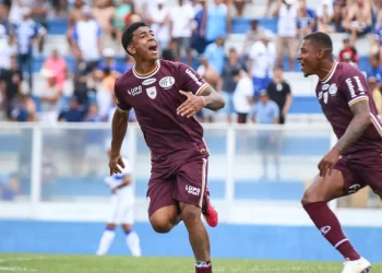 JOHN KENNEDY LIDERA ARTILHARIA DO PAULISTÃO E ANIMA O FLUMINENSE