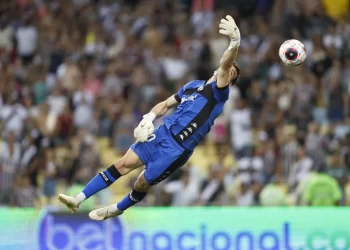 VASCO TEVE BONS MOMENTOS, MAS O FLUMINENSE SAIU COM OS PONTOS