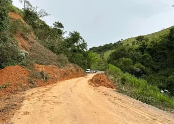 RJ-159 É PARCIALMENTE LIBERADA EM QUATIS