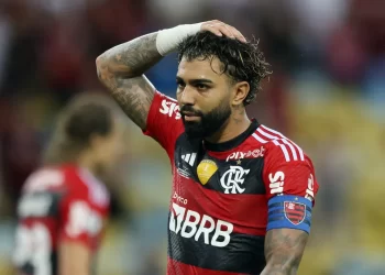 FLAMENGO TEM DURAS DERROTAS NA SEMANA