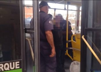 HOMEM É DETIDO EM VOLTA REDONDA POR  IMPORTUNAÇÃO SEXUAL EM ÔNIBUS