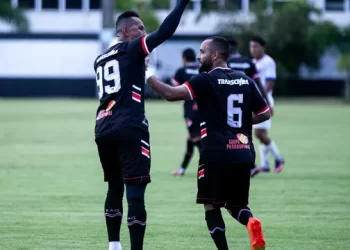 COM CIEL INSPIRADO, FERROVIÁRIO VENCE RESENDE E AVANÇA NA COPA DO BRASIL