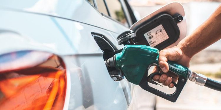 GASOLINA NO RIO DE JANEIRO CHEGA A R$0,70 NAS BOMBAS