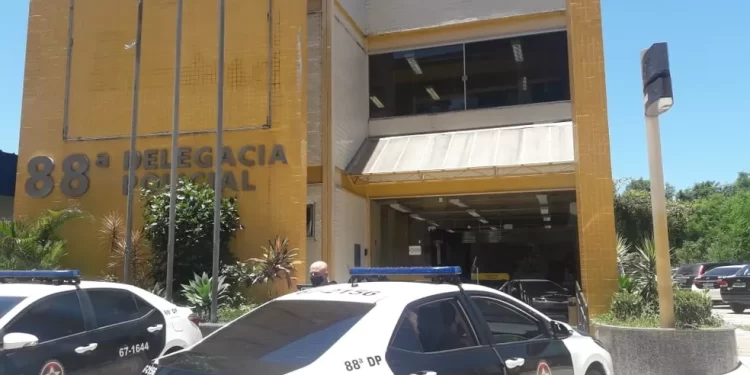 CORPO DE HOMEM DECAPITADO É ENCONTRADO EM BARRA DO PIRAÍ