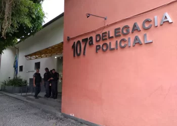 JOVEM É BALEADO EM PARAÍBA DO SUL E SUSPEITO É UM ADOLESCENTE